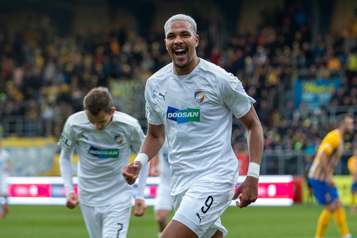 viktoria, fotbal, beauguel
