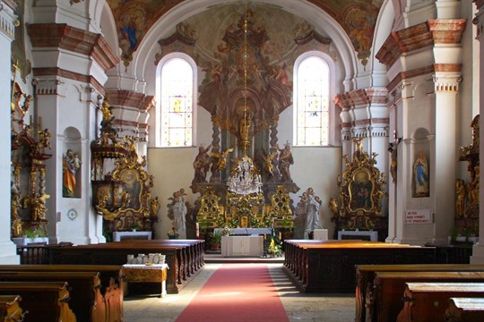 Domažlice pošlou statisíce korun na opravu kostela i plzeňské charitě