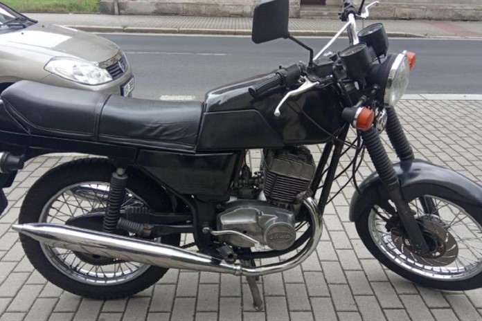 Motorkáři zbyly oči pro pláč. Jeho stroj mu někdo ukradl z garáže