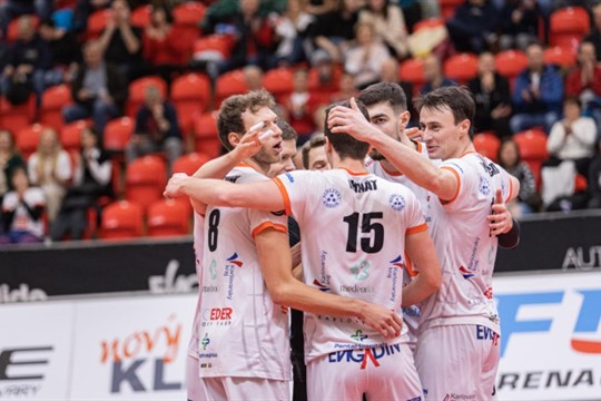 Volejbalová extraliga vstupuje do play off! Karlovarsko začne cestu za obhajobou titulu s Brnem