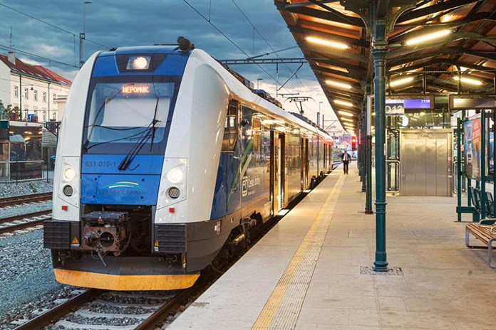 Plzeňský kraj si bude s Jihočechy a třemi bavorskými okresy uznávat jízdenky