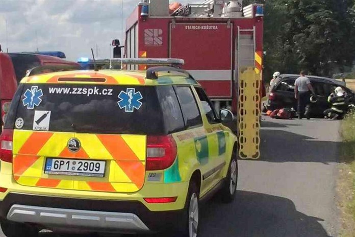 Aktualizováno: Smrtelná nehoda uzavřela hlavní tah na Kaznějov