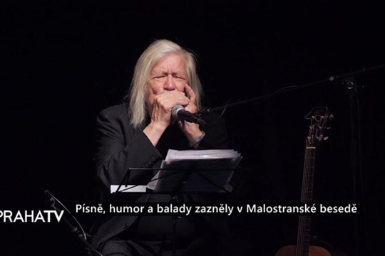 Písně, humor a balady zazněly v Malostranské besedě