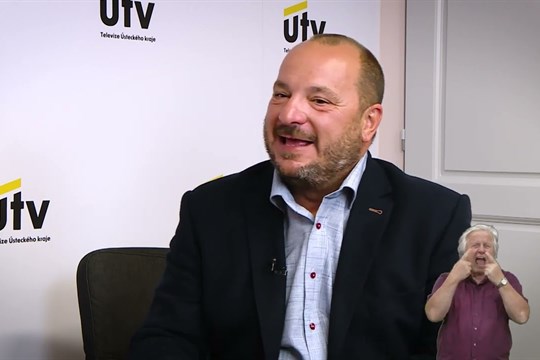Interview - Miroslav Zůna, starosta Libochovic - znakované pro neslyšící
