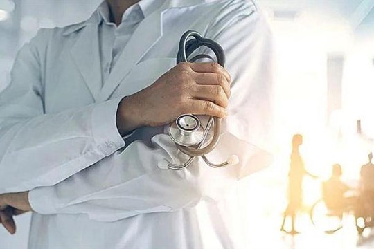 Nemocnice v Karlových Varech zakázala návštěvy
