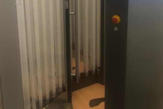 Nemocnice v Sokolově má novou fototerapeutickou komoru!