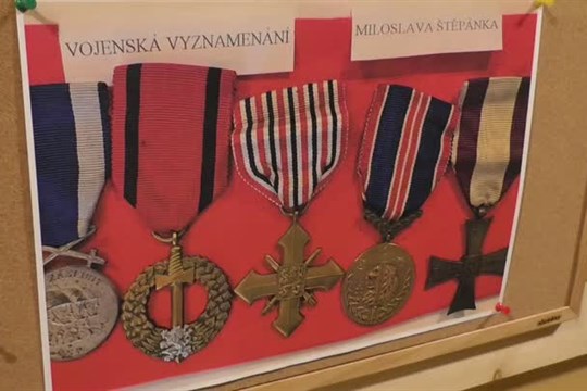 Bývalého letce Štěpánka připomíná pamětní deska