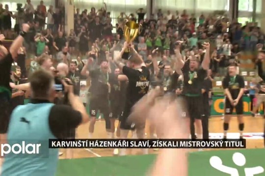 Emoce radosti v karvinské házenkářské hale, domácí vybojovali mistrovský titul