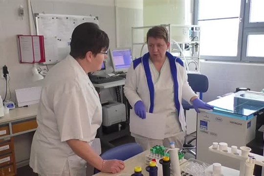 Zdravotních sester v nemocnicích ubývá