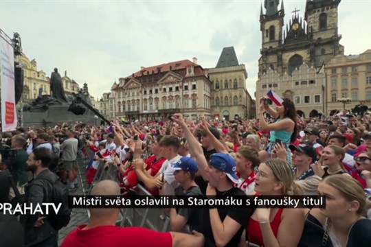 Mistři světa oslavili na Staromáku s fanoušky titul