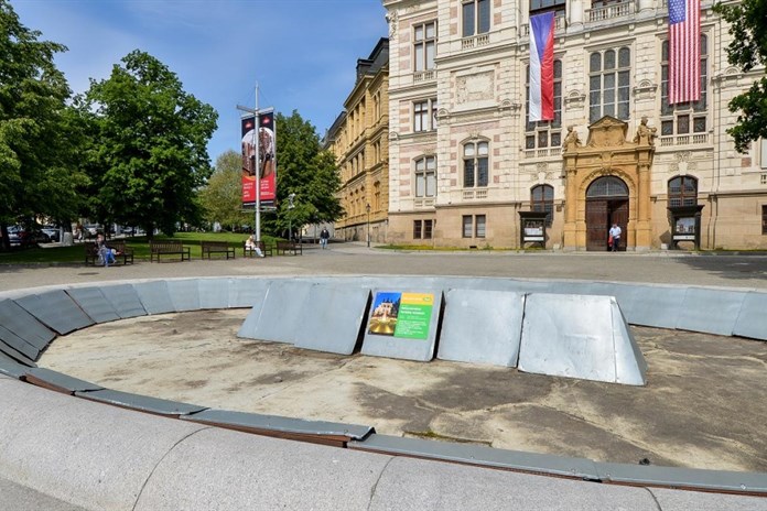 Plzeň začne s opravou fontány u Západočeského muzea