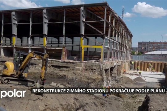 Ocelovou konstrukci zimního stadionu v Opavě prověřují statici. Ne rekonstrukci to nemá vliv