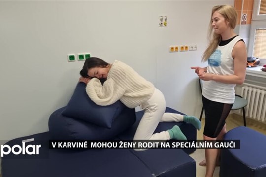 V Nemocnici Karviná-Ráj mohou ženy nově rodit na speciálním gauči