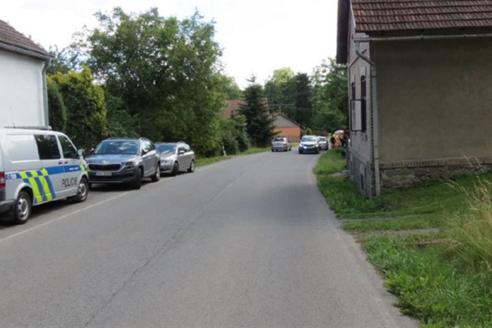 Policistům vyšetřujícím smrtelný pád cyklisty mohou pomoci svědci