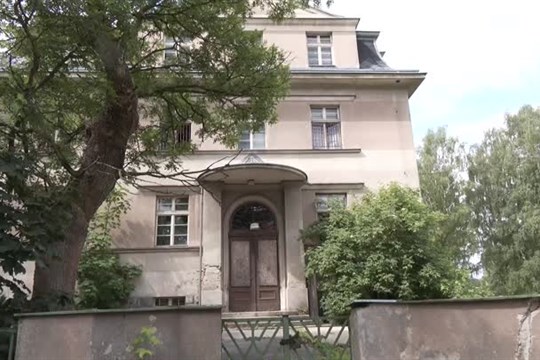 Z bývalé dětské nemocnice v Jablonci budou byty