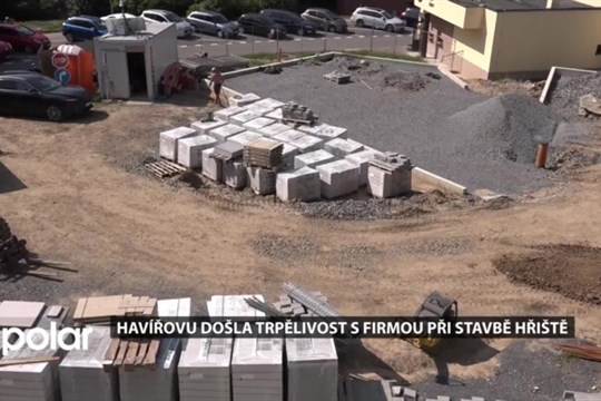 Radnici v Havířově došla trpělivost s firmou, která staví volnočasové hřiště