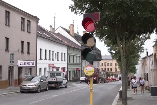 Oprava komplikuje dopravu v centru Turnova