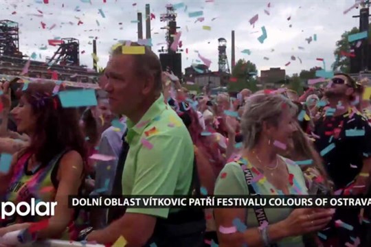 Areál Dolní oblasti Vítkovic v Ostravě se proměnil ve festivalové město. Colours of Ostrava je tu