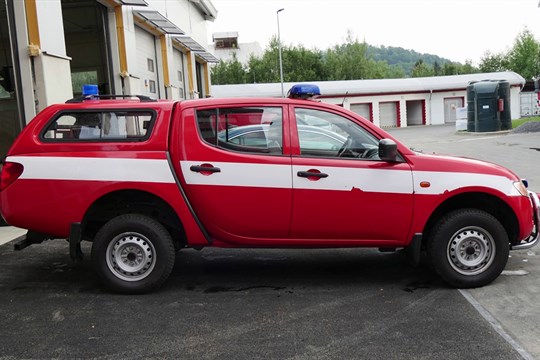 Dobrovolní hasiči na Jesenicku si převzali terénní vůz