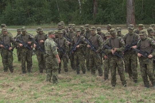 Vojenské cvičení středoškoláku na Libavé