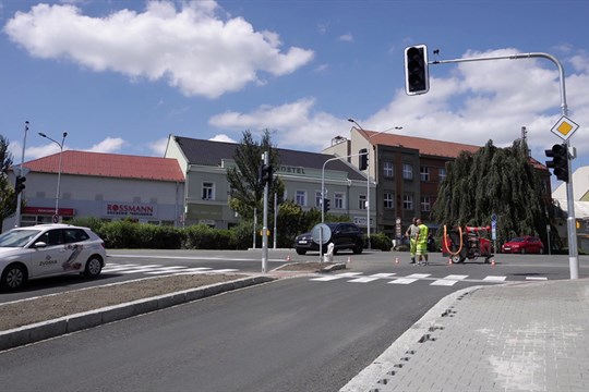 Nová křižovatka v centru Hranic