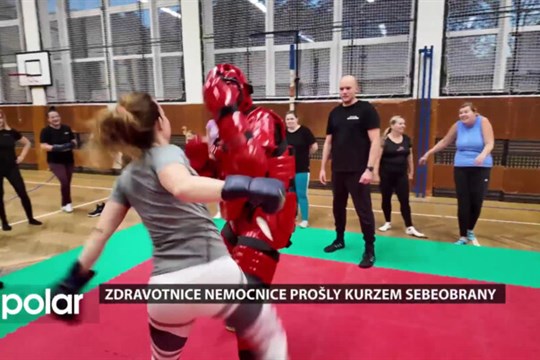 Sestry a lékařky z havířovské nemocnice prošly kurzem sebeobrany, rány umí rozdávat