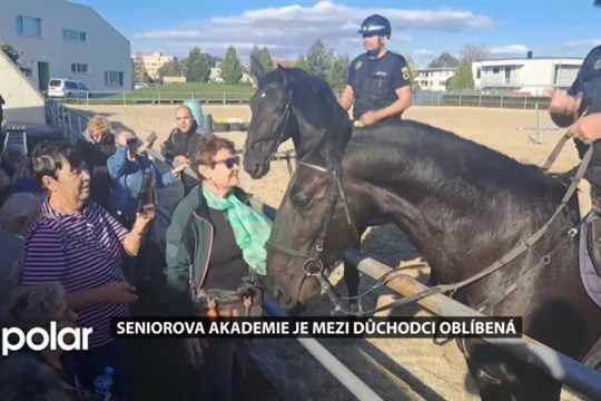 Strážníci vzdělávají ostravské seniory. Akademii si důchodci velmi pochvalují