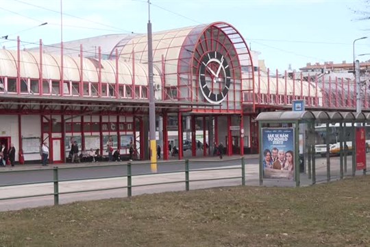 Zavřená Náchodská ulice zkomplikuje dopravu