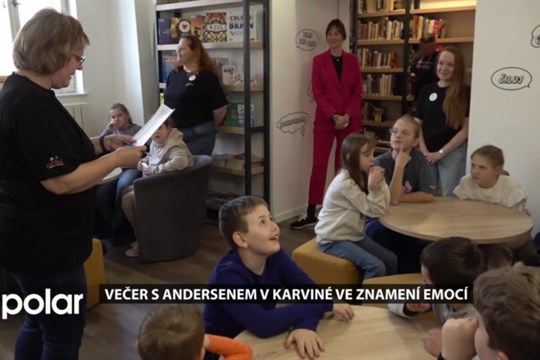 Večer s Andersenem v karvinské Regionální knihovně letos přinesl léky na zlé neduhy světa
