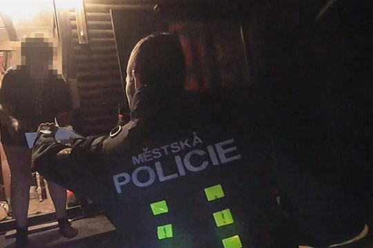 Ostražitý zahrádkář měl obavy o chatku sousedky, nakonec vše bylo jinak