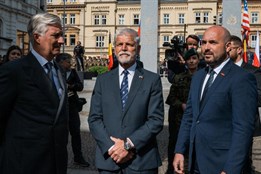 Prezident Pavel a belgický král Philippe uctili památku osvoboditelů Plzně