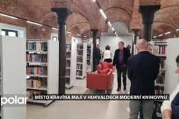Z kravína knihovna. Hospodářský dvůr v Hukvaldech se mění v centrum obce