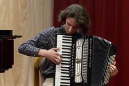 Základní umělecká škola a Klub přátel ZUŠ uspořádaly tradiční Rodinný koncert